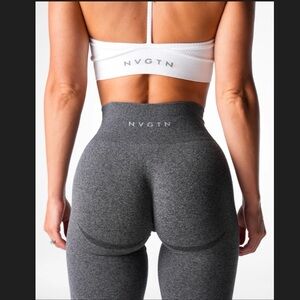 NVGTN Speckled Black contour seamless leggings - size small